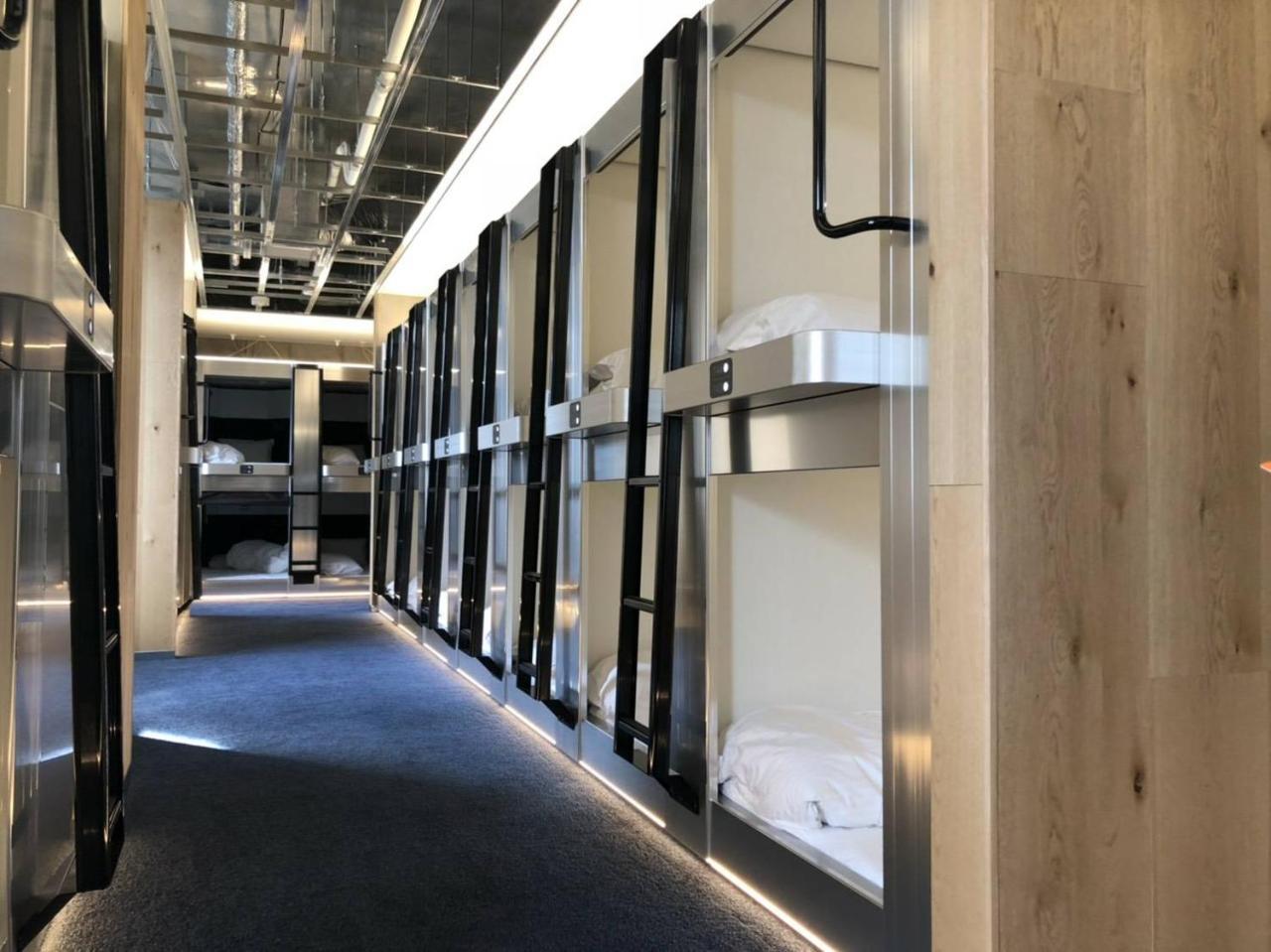 Hearts Capsule Hotel & Spa Hakata Фукуока Екстериор снимка